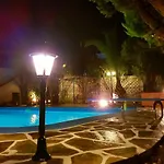 Prázdninový dům Luxury Pool Palace 4bedroom Ancient Olympia