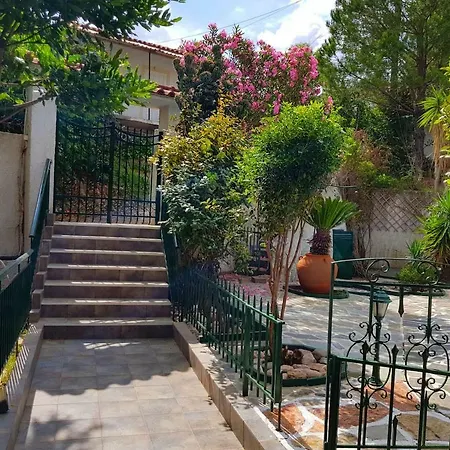 Hébergement de vacances Luxury Pool Palace 4bedroom Olympie