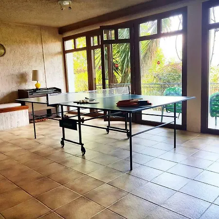 Дом отдыха Luxury Pool Palace 4bedroom