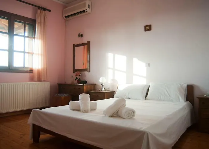 Luxury Pool Palace 4bedroom *