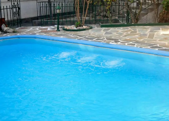 Vakantiehuis Luxury Pool Palace 4bedroom