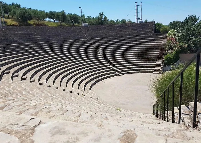 Luxury Pool Palace 4bedroom Дом отдыха *