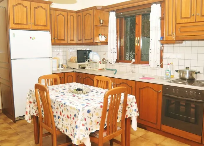 Luxury Pool Palace 4bedroom * Ancient Olympia