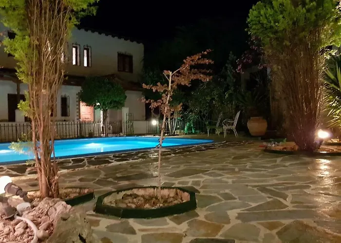 Luxury Pool Palace 4bedroom