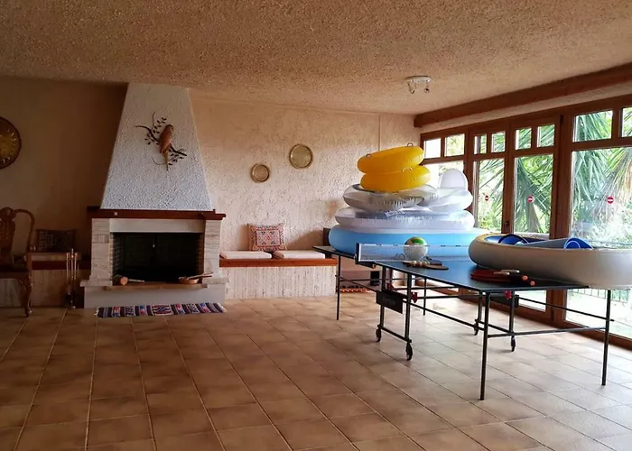 Luxury Pool Palace 4bedroom Дом отдыха *