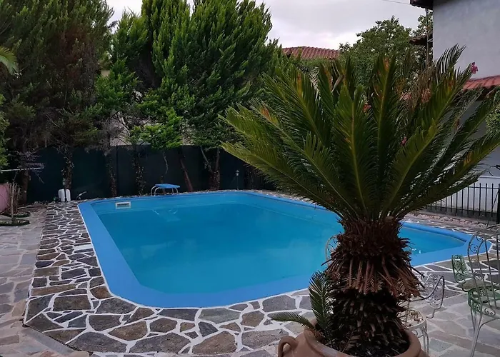 Дом отдыха Luxury Pool Palace 4bedroom