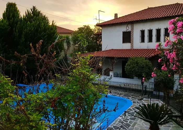 Luxury Pool Palace 4bedroom Олимпия